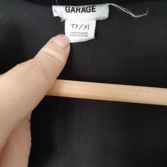 Longsleeve Velvet Croptop - Picture 5 of 7